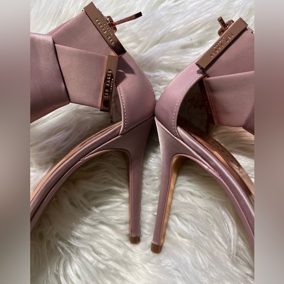 NIBSatin Elira Bow Sandals High Heels Sandals-Ted Baker (Light Pink Satin)US 9 - Picture 12 of 14
